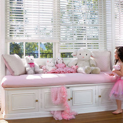 Hunter Douglas EverWood&reg; Distinctions&trade; Blinds - Window Blinds