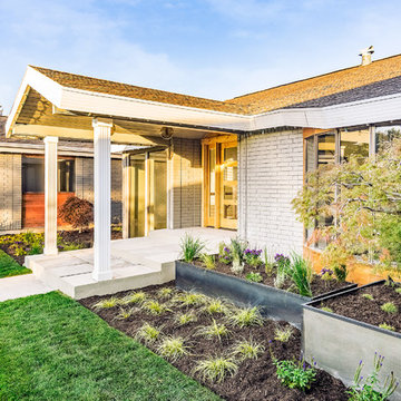Modern Front Yard Landscape