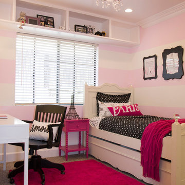 Paris room