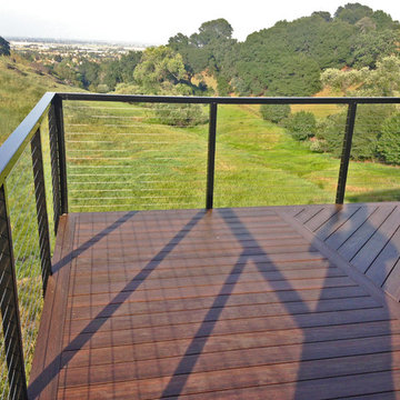 Vacaville, CA: Black Aluminum Railing System