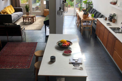 Example of a 1960s kitchen design in London