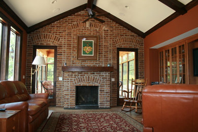 Elegant family room photo in Chicago
