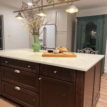 Vintage Modern Kitchen - Middle Island, NY