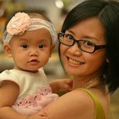 Putu Handayani's photo