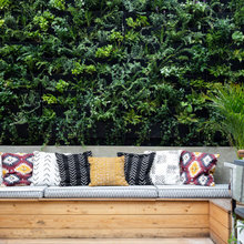 Upstairs outdoor area