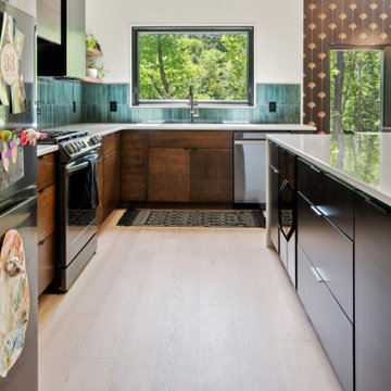Balboa 7"| Silvan Resilient Hardwood Collection Eclectic Customer Space | ME