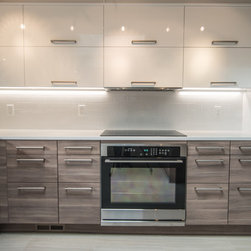 Walnut Flat Panel Doors - Kitchen Cabinetry