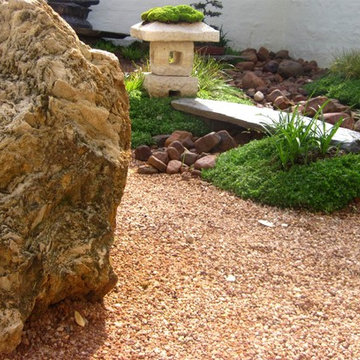 Small split level, Oriental inspired garden
