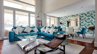 Un salón con vistas