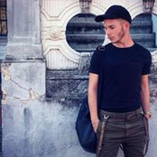 Alex von Joy's photo