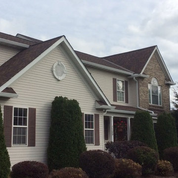 After
Landmark Pro Max Def Burnt Sienna
White 6 Inch Gutters and Spouts
Repaired