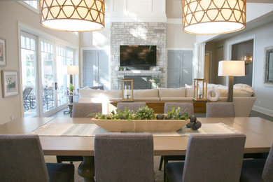 Dining room - coastal dining room idea in Milwaukee