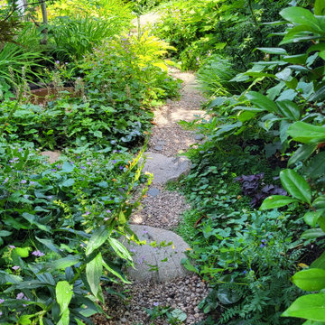 Gravel and Stone Garden Path