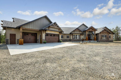 Arts and crafts exterior home photo
