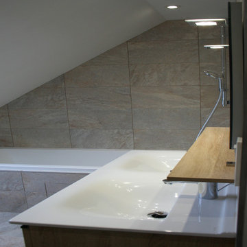 Création d'une salle de bain sous les combles à Alfortville (94140)