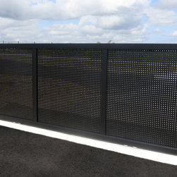 La Touche Industrielle - Karaez - Home Fencing And Gates