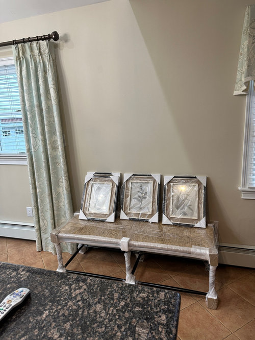 Height to hang pictures