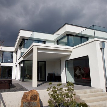 Neubau moderne Flachdachvilla in Weißenburg