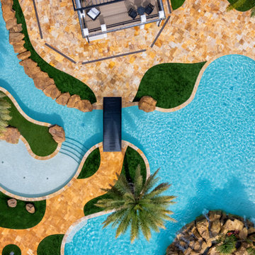 Amber Marker, US Pools