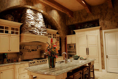 Neo - Tuscan Kitchen