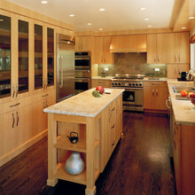Kitchen dark floors