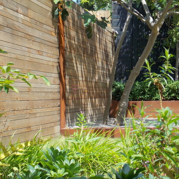 Muscle Hill garden