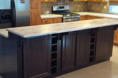 Example of a mid-sized country kitchen design in Phoenix
