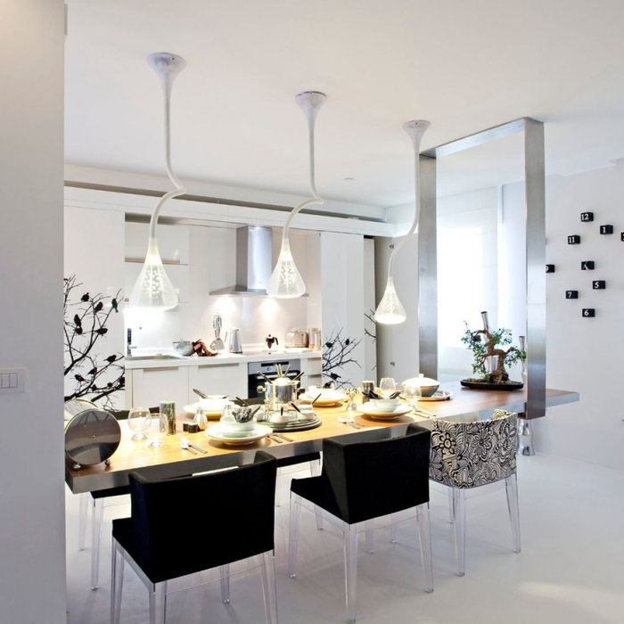 Dining room - dining room idea in Los Angeles
