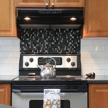 Clinton Residence - Granite, Tile Backsplash & Carpet