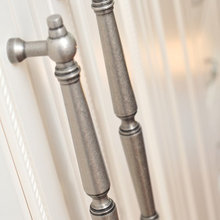 cabinet hardware
