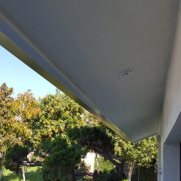 Huntington Beach California, White Fascia Wrap, Black 6 inch Angle Face Gutters
