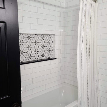 Black & White Hall Bath