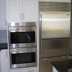 Exqzet - Kitchen Cabinetry