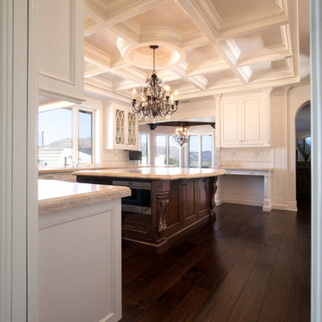 Classical White Kitchen