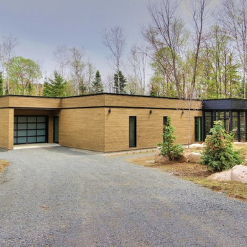 Contemporary cottage style bungalow