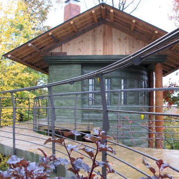 Roxbury Treehouse