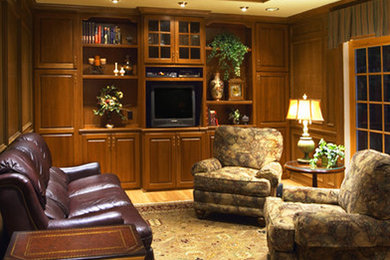 Elegant living room photo in Detroit