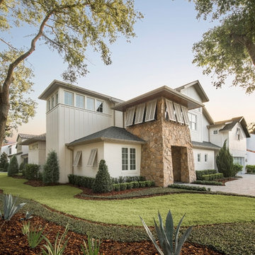 Tropical Florida Home Exterior