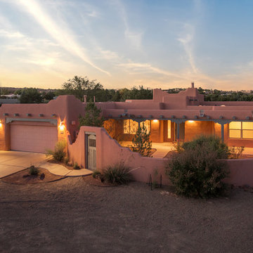 Corrales Home Staging Photos - 19 Mesquite Place