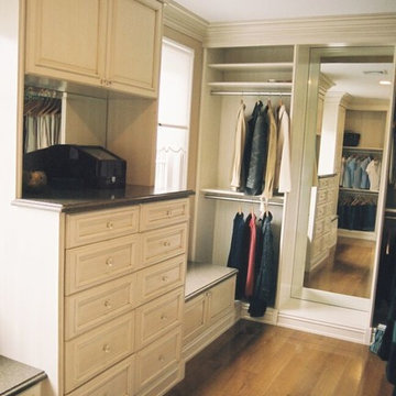 Walk In Closet
