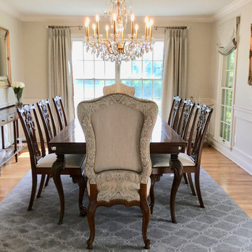 Traditional Eligant Dining Room