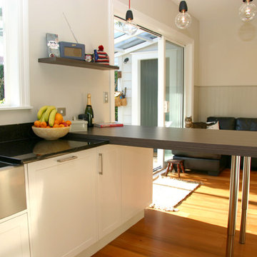 Mixed Traditional / Modern Kitchen in small space