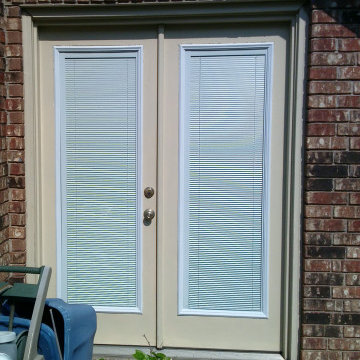 Enclosed Blinds