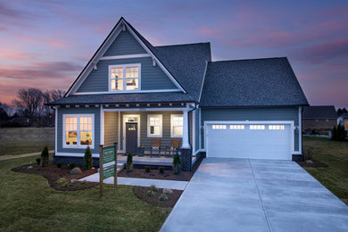 Trendy exterior home photo in Indianapolis