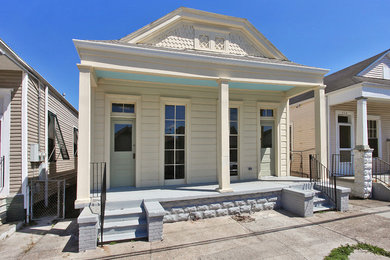 Traditional exterior in New Orleans.