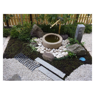 石臼を利用して坪庭 - 和室・和風 - 他の地域 - 株式会社 清光園 