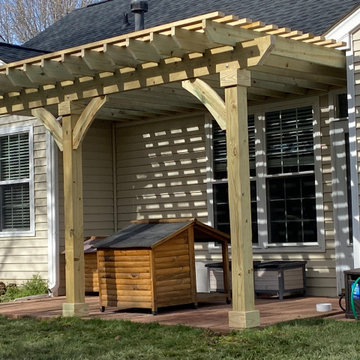 Custom Decks and Pergolas