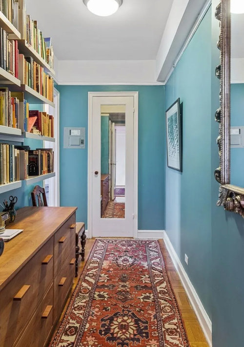 Can a bathroom door swing out instead of in?