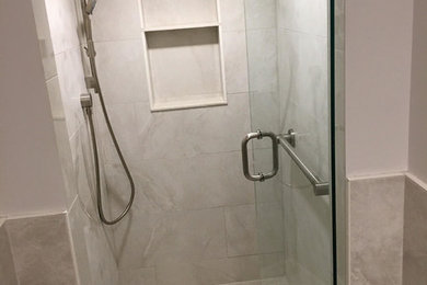 Example of a classic bathroom design in Boston