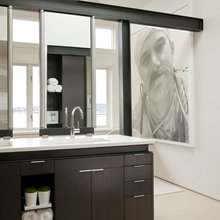 Bathrooms: Cabinets